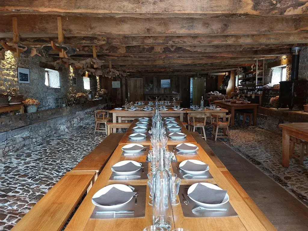 LA GRANGE DE SÉVEYRAC Restaurant in Bozouls