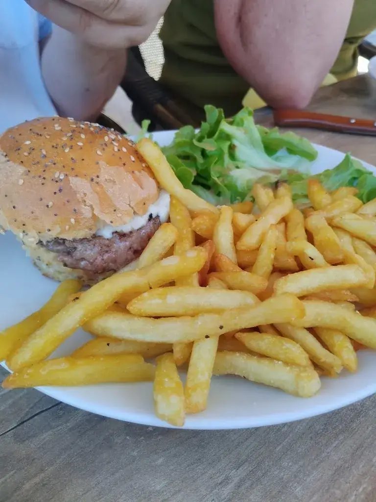 Cams_La Terrasse_Bozouls_review