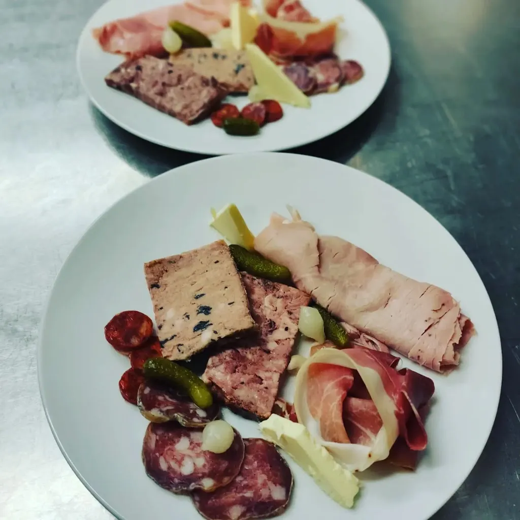 Restaurant - L'Auberge du Fraissinet_Branoux-les-Taillades_slider_image_2