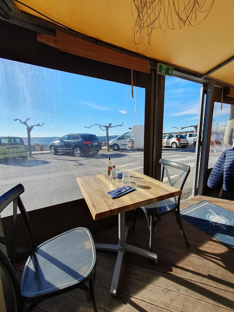 Chez Julie_Bouzigues_slider_image_1