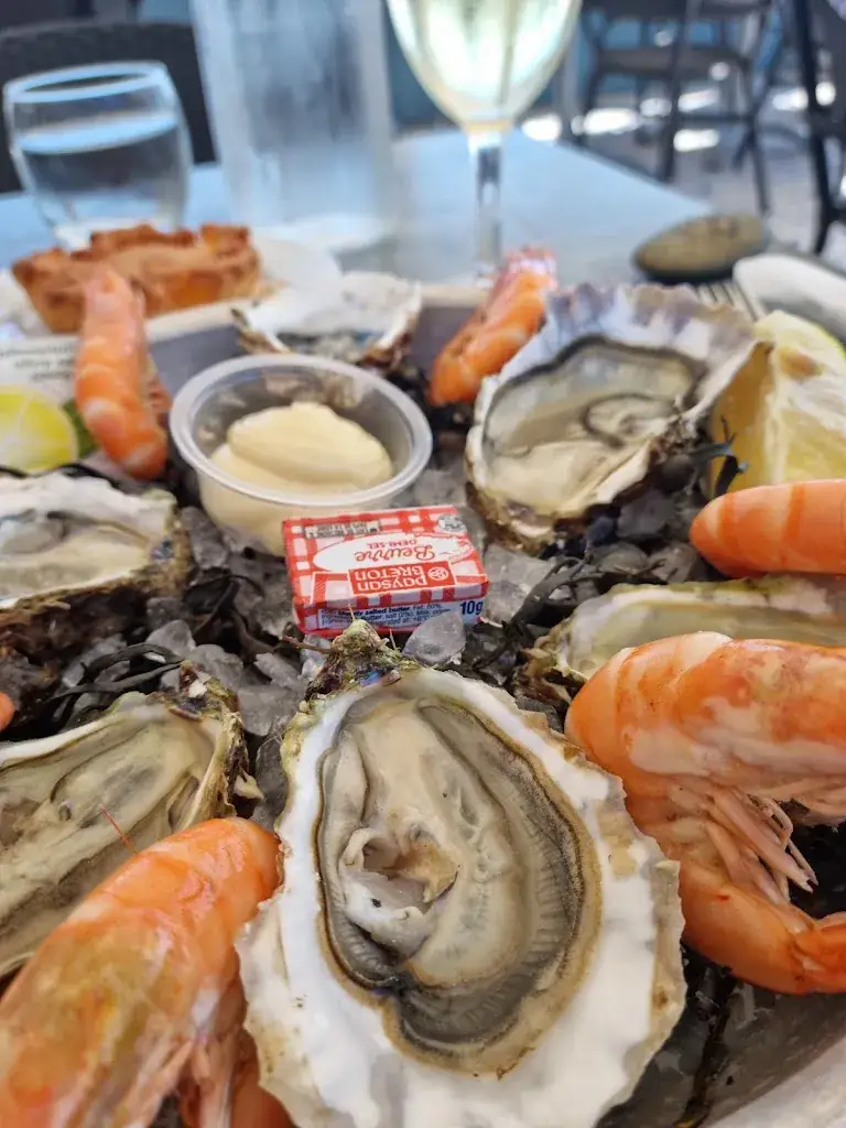 Petra Furstova_L'oasis Du Pêcheur_Bouzigues_review