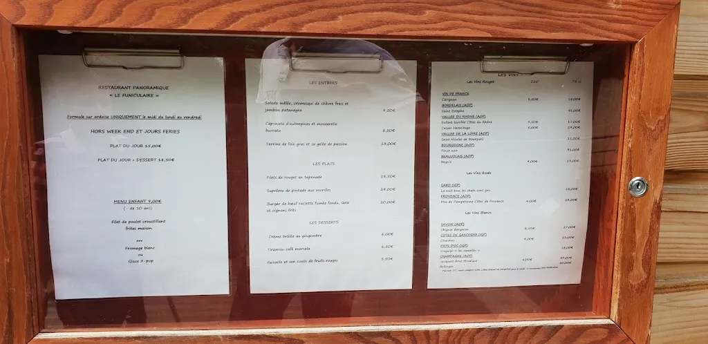 Menu_Restaurant Le Funiculaire_Plateau-des-Petites-Roches_imagen_4