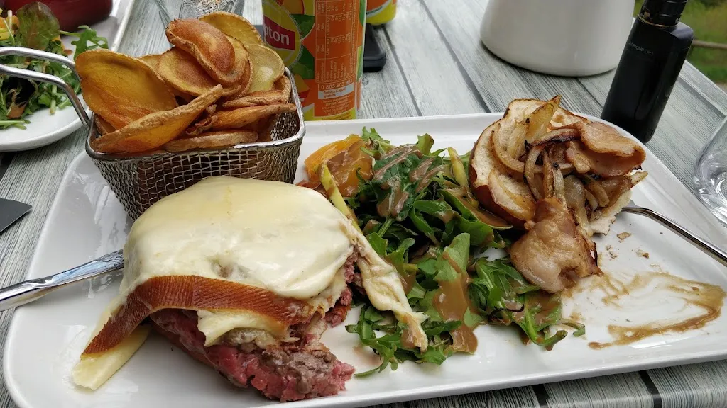 Menu_Restaurant Le Funiculaire_Plateau-des-Petites-Roches_imagen_9