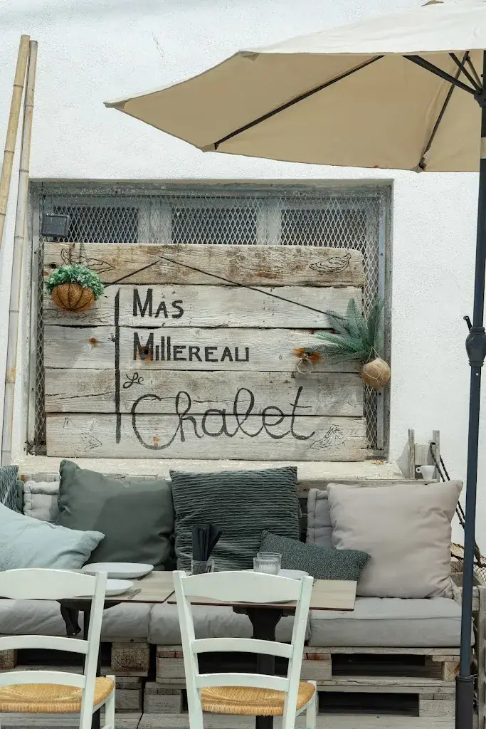 Le chalet Mas Millereau restaurant in Bouzigues