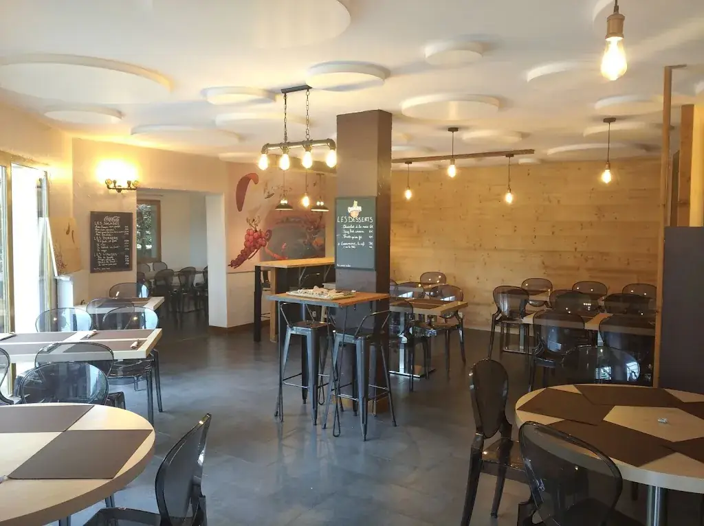 L'ATTERRO restaurant in Lumbin