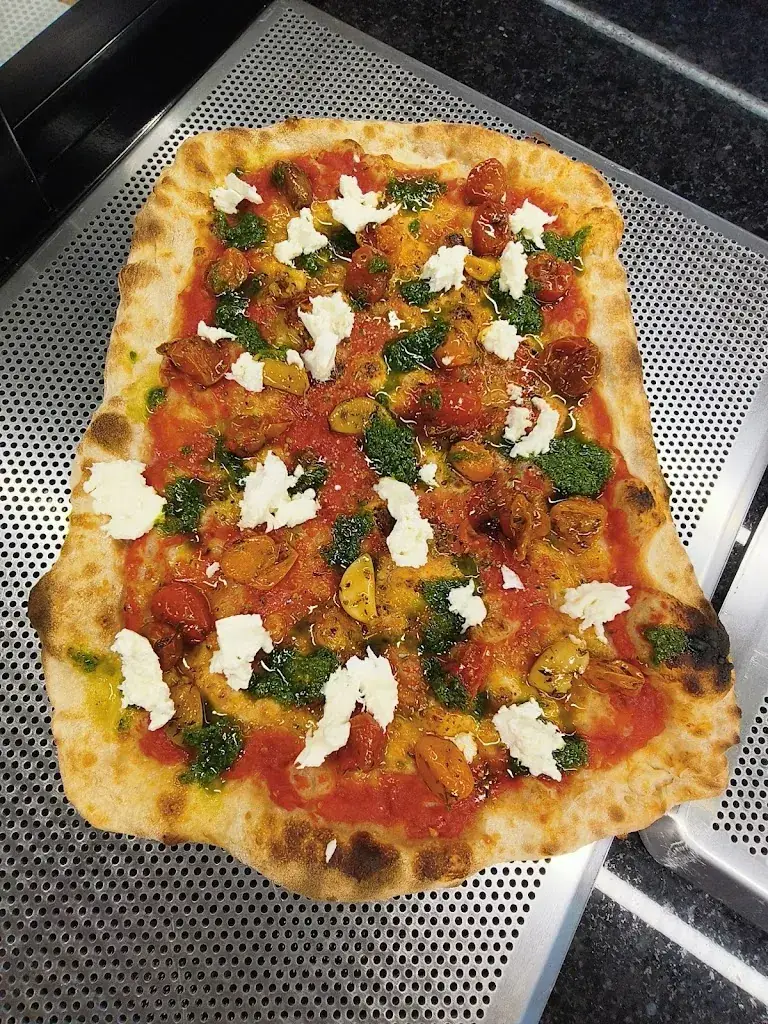 La Vera Pizzeria_Bouloc_slider_image_3