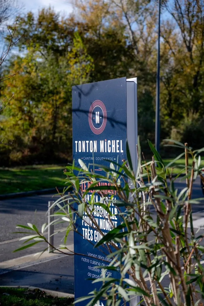 Tonton Michel Castelnau-d’estretefonds : eurocentre_Villeneuve-lès-Bouloc_slider_image_3