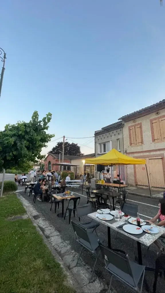 Bar Pizzeria Tapas Au Telo restaurant in Fronton