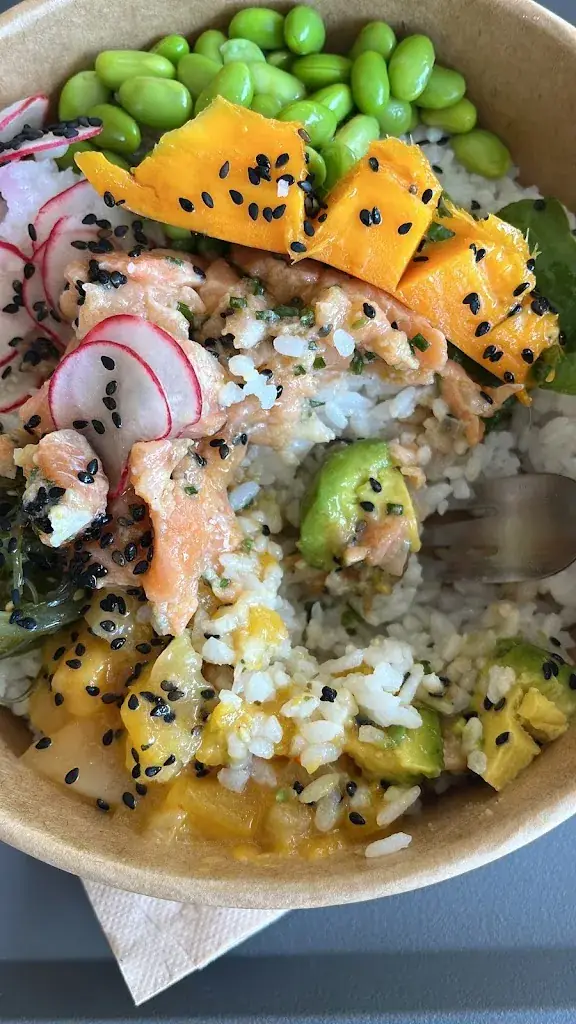 Menu_La cantine des Michels - Eurocentre | Burger, Sandwich, Salade, Poké et Plat sur place et à emporter_Castelnau-d'Estrétefonds_image_8