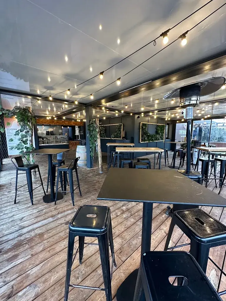 La cantine des Michels - Eurocentre | Burger, Sandwich, Salade, Poké et Plat sur place et à emporter restaurant à Castelnau-d'Estrétefonds