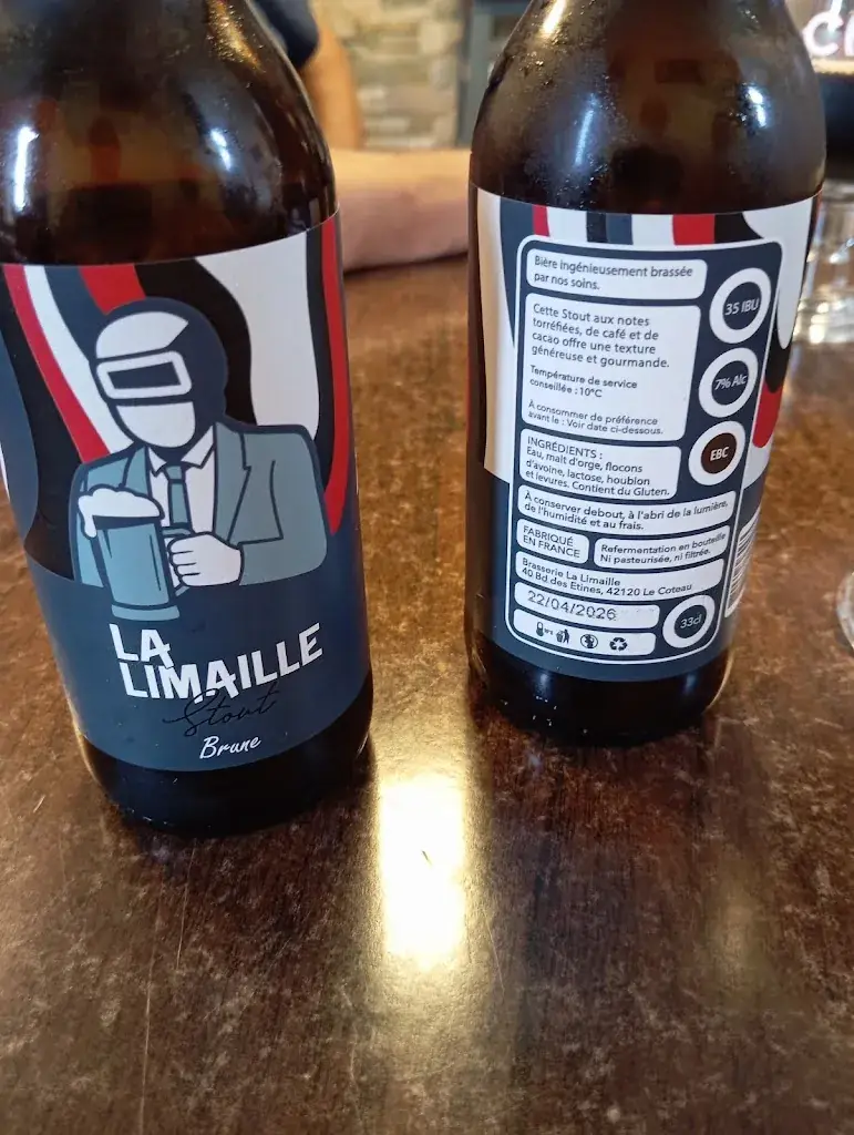 Epicerie Central Bar_Lézigneux_slider_image_3