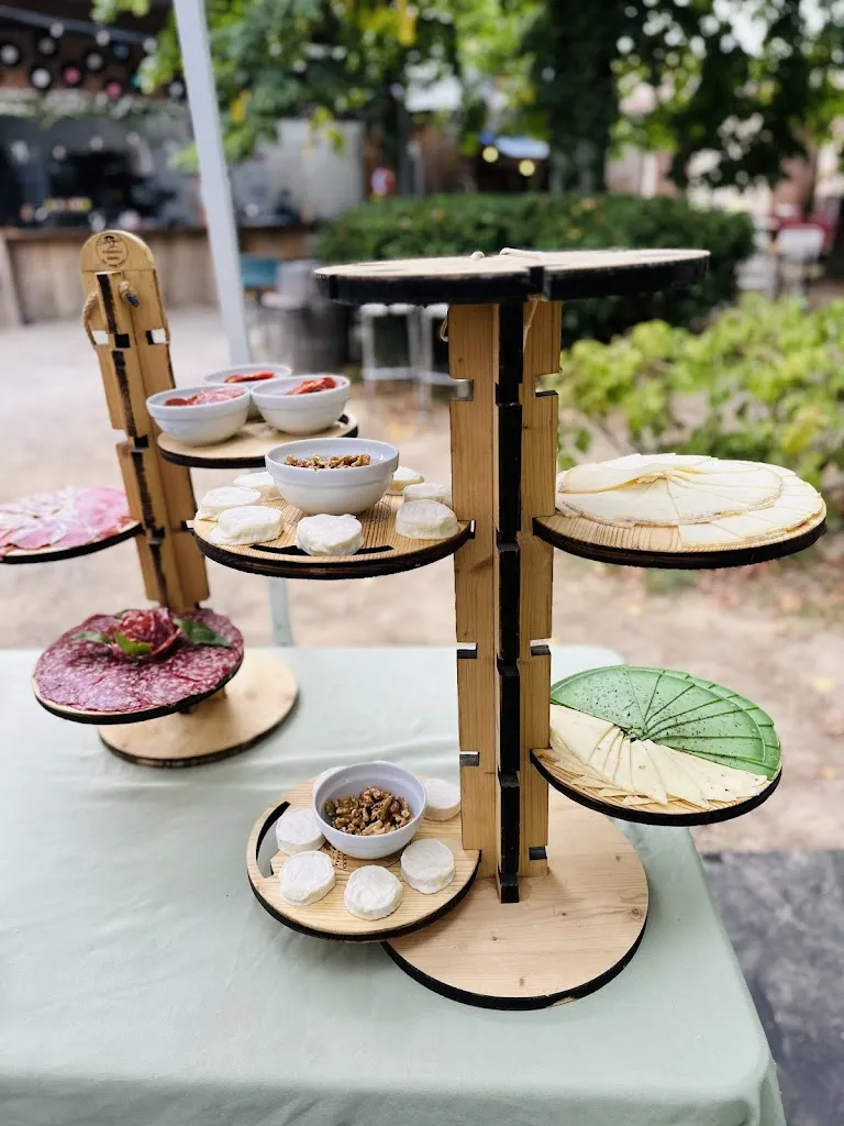 La Guinguette de Jouaninel_Fronton_slider_image_2