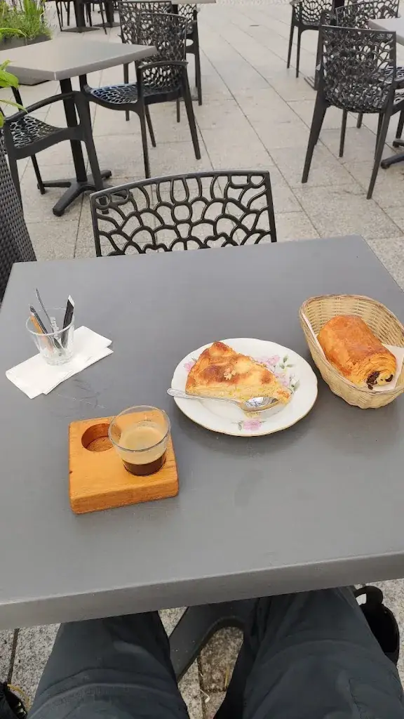 Arthur_Le Grand Café Brassac_Brassac_review