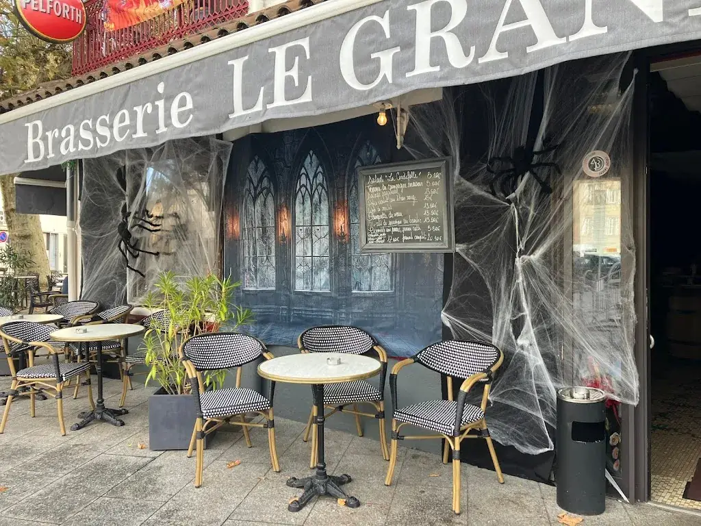 Le Grand Café Brassac restaurante en Brassac