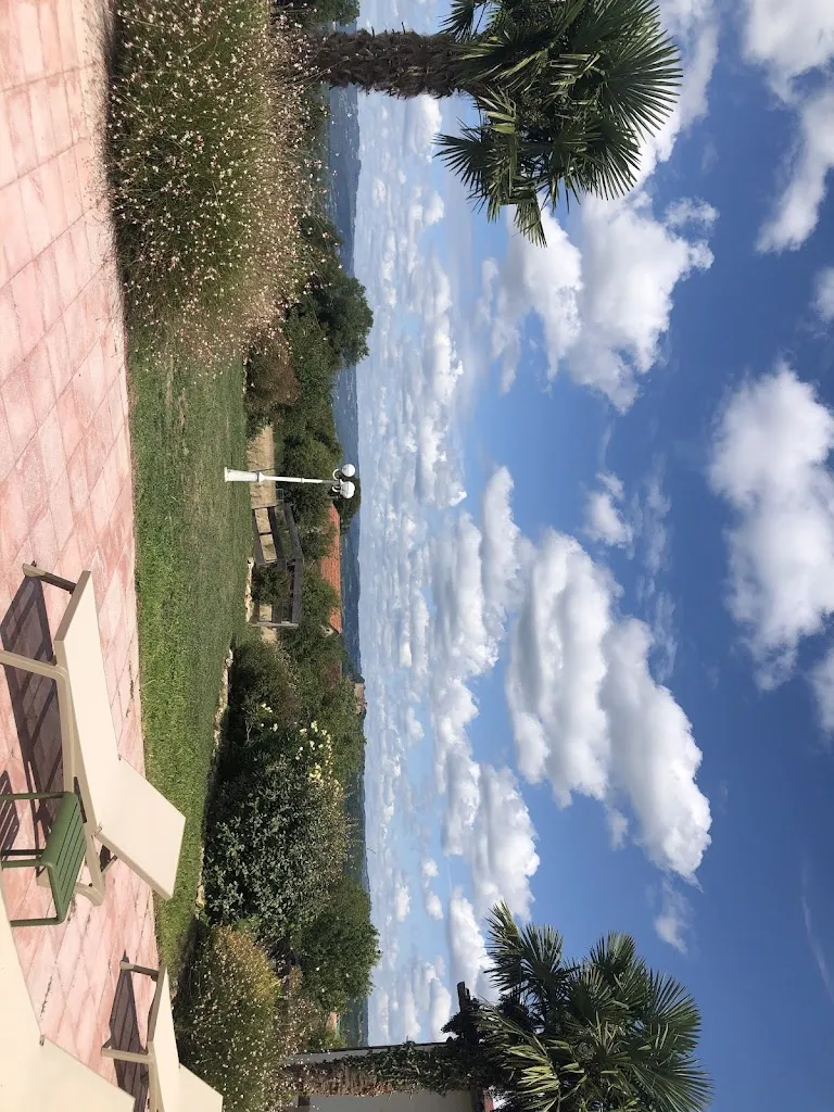 Russell Davis_Domaine de Py_Loubressac_review