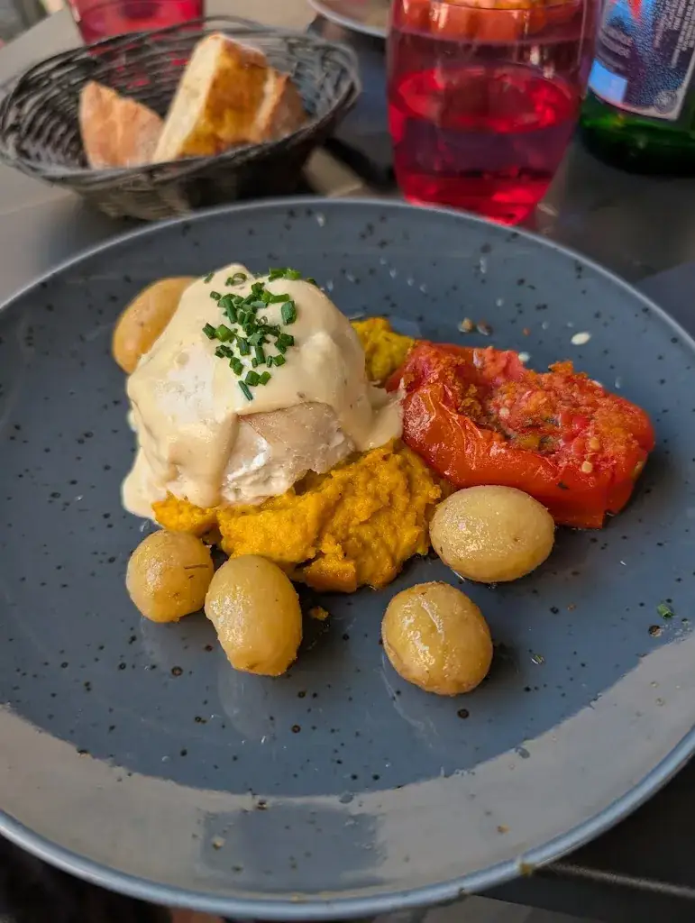 David Prosser_Café de la Poste_Bretenoux_review