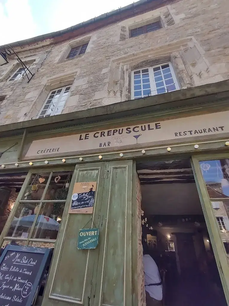 henri pierens_Café de la Poste_Bretenoux_review