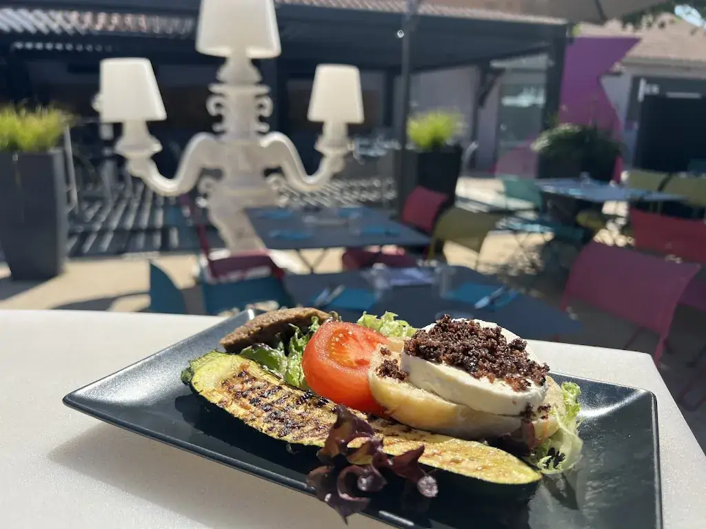 Les Coulisses restaurant_Limas_slider_image_2