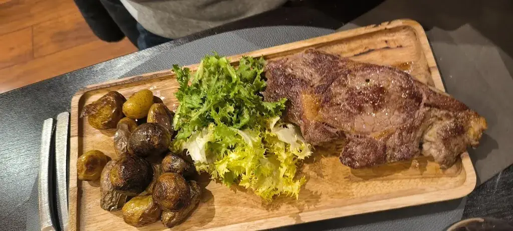 Laury Tournet_Restaurant L'Ardoise_Montauban_review