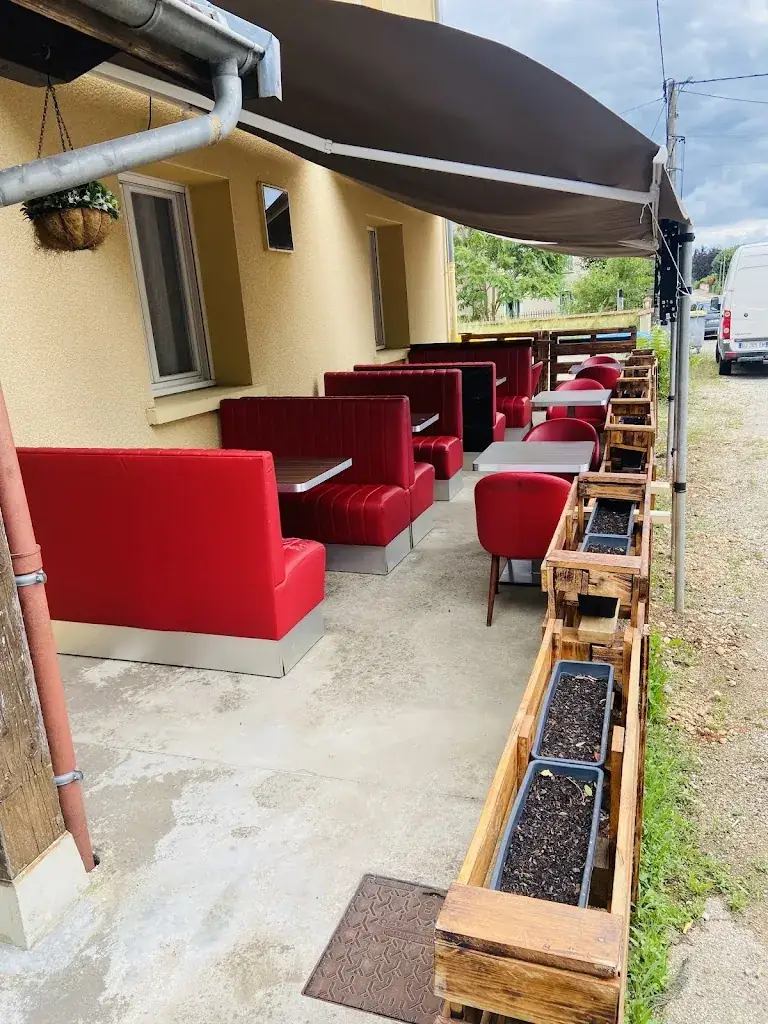 Le Goût ( Nouveau Propriétaire ) Restaurant, Pizzeria, Bar , Espace jeux, Pétanque, Chicha_Leyment_slider_image_1