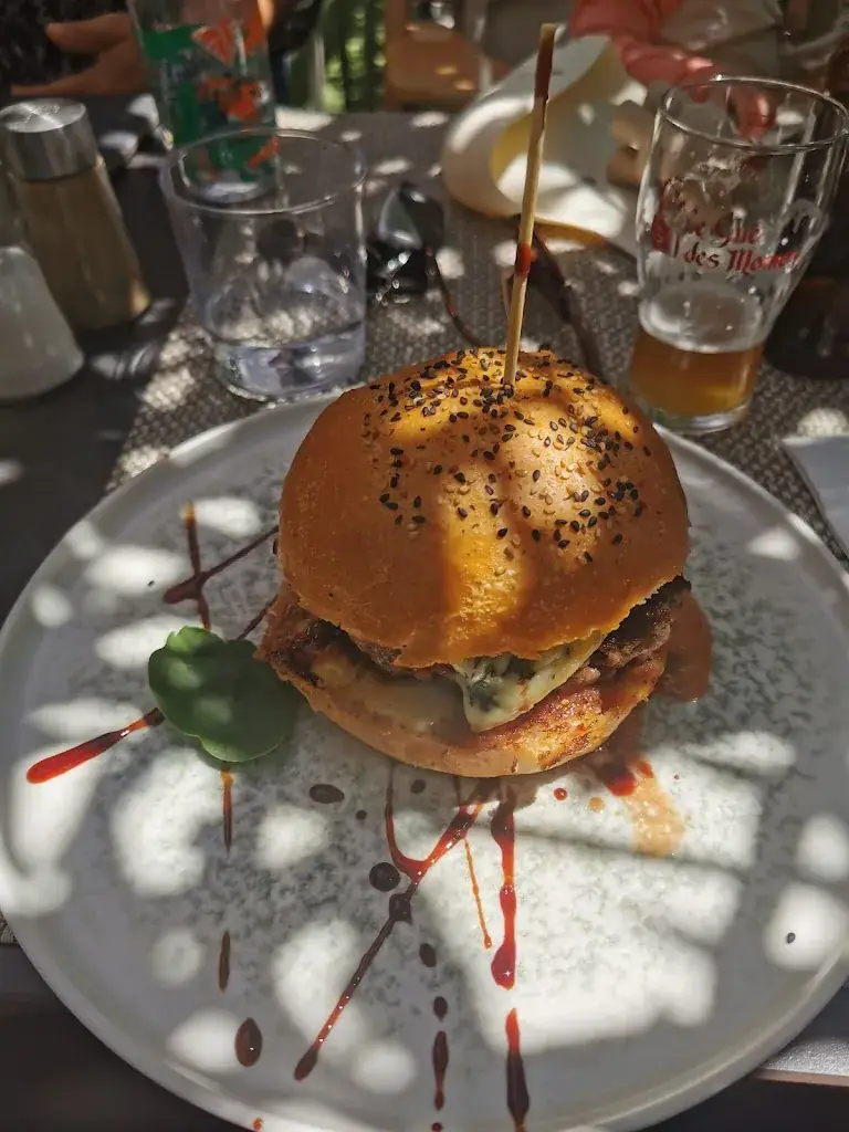 La Cassine du Burger_Bruguières_slider_image_3