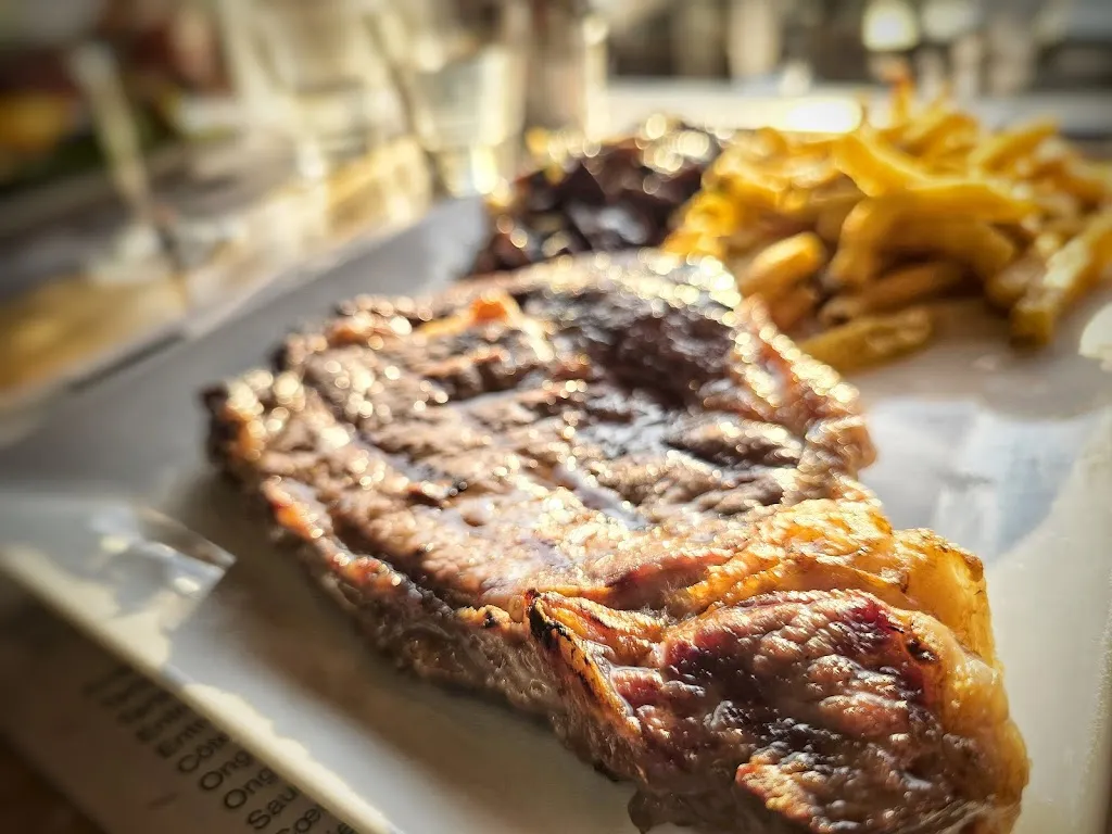 Bar à Viandes - Les Oies Sauvages restaurant in Bruguières