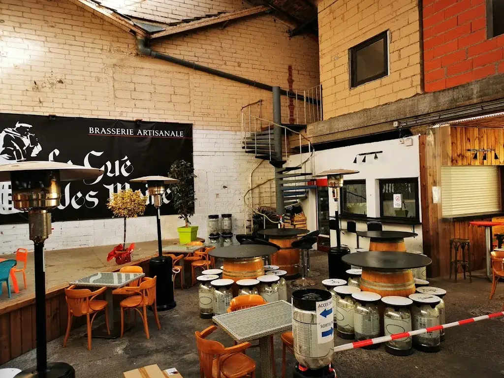 Le Gué Des Moines restaurant in Bruguières