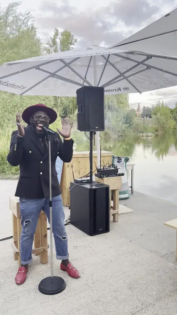 Hélène_Le Cabanon_Bruguières_review