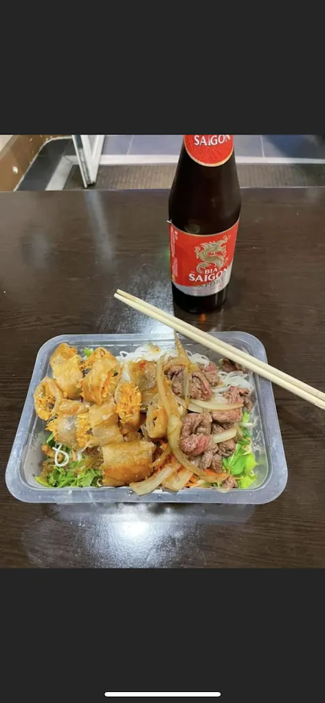 KIM PHUONG_Bruguières_slider_image_1