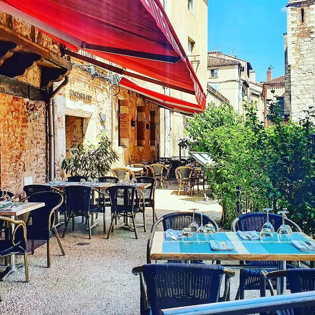 La Petite Auberge restaurant in Cahors