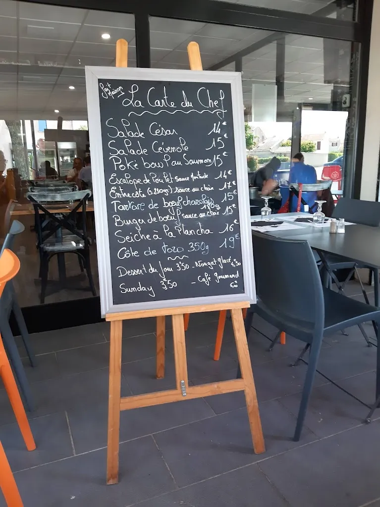 David Sinclair_Restaurant Bar PMU Le Marquis_Caissargues_review