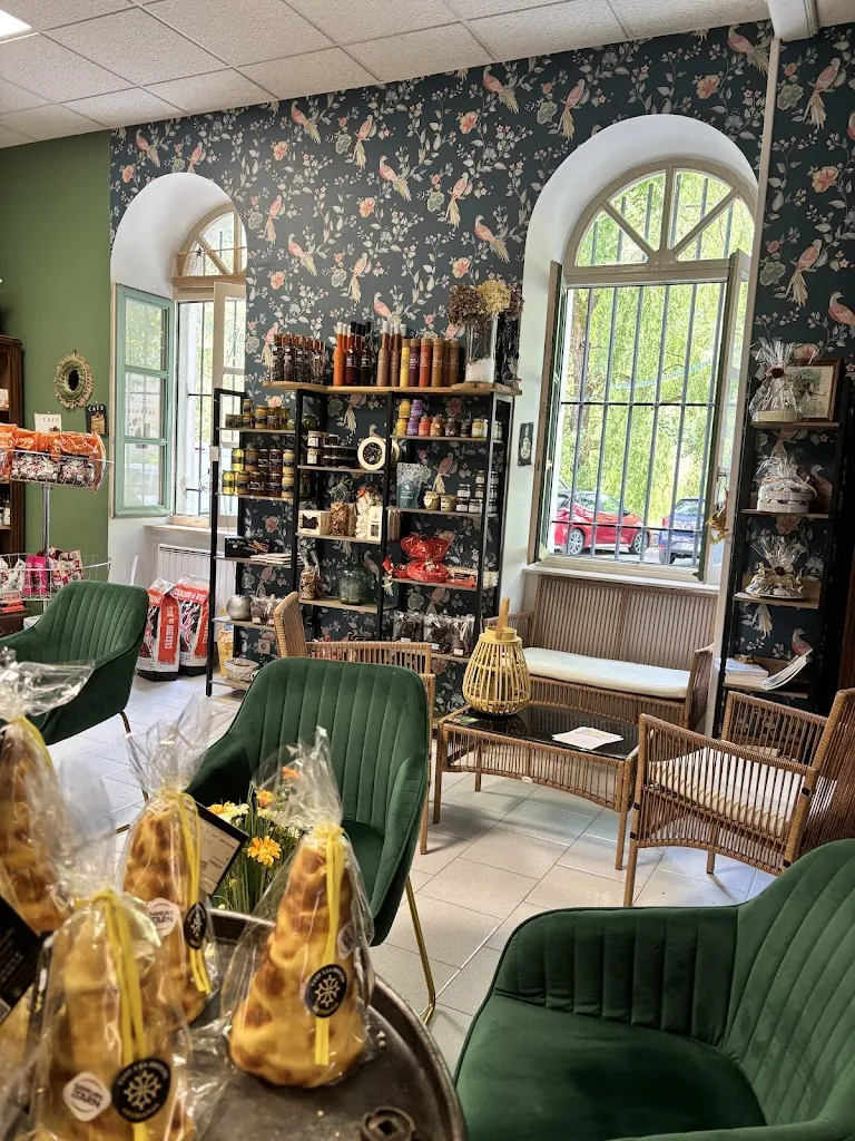 anne sophie le meur_Épicerie de Burlats | Les Coffrets du Terroir_Burlats_review