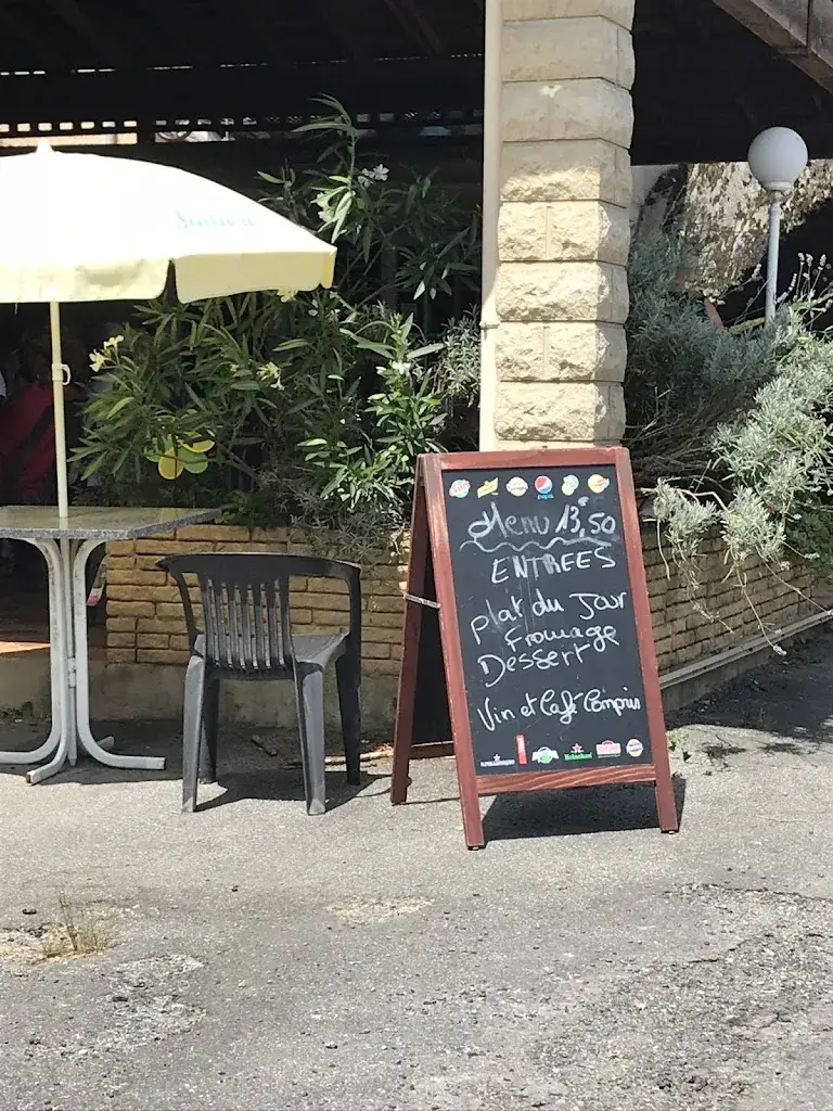 Restaurant au Bon Accueil restaurant à Lacrouzette