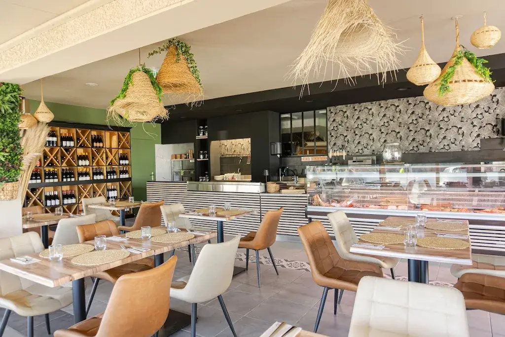 HELLO RESTAURANT - CABESTANY ristorante a Cabestany