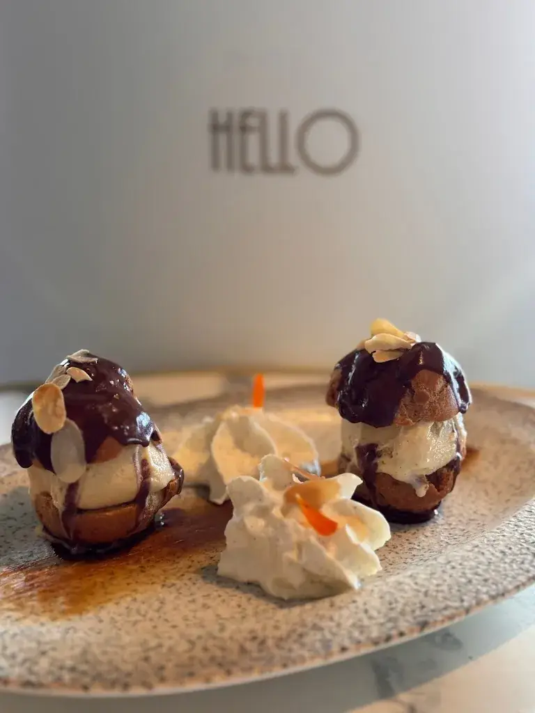 HELLO RESTAURANT - CABESTANY_Cabestany_slider_image_2