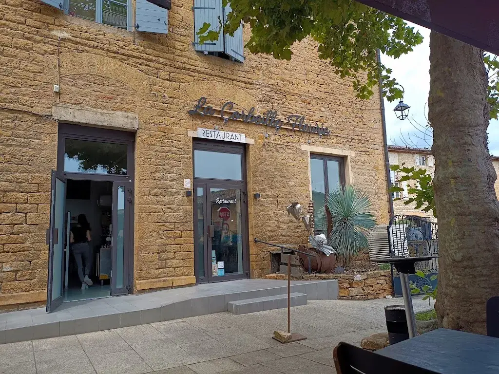 Maelle DRUESNE_La Corbeille Fleurie_Dorées_review