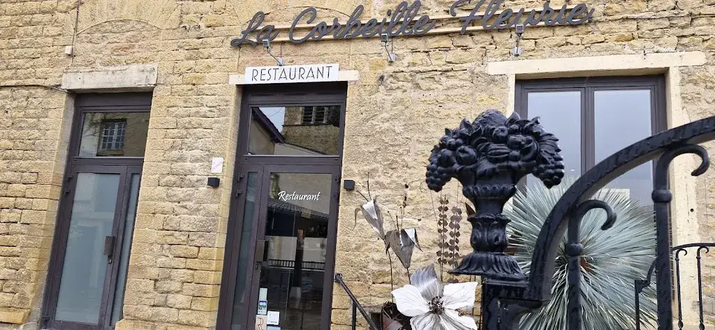 La Corbeille Fleurie ristorante a Dorées