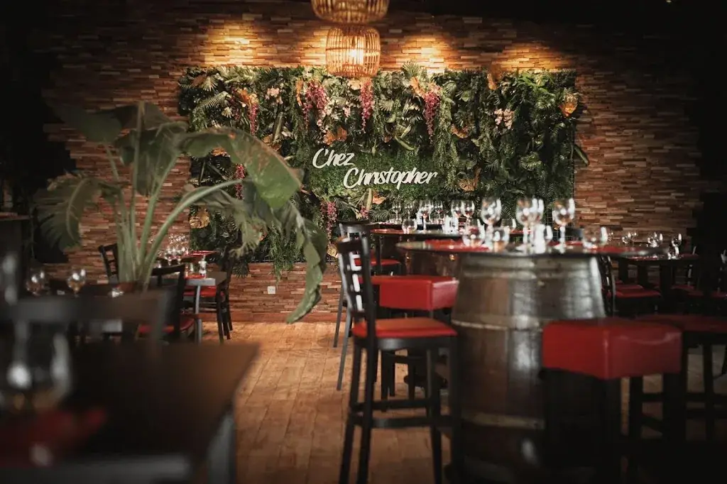 Chez Christopher_Saleilles_slider_image_1