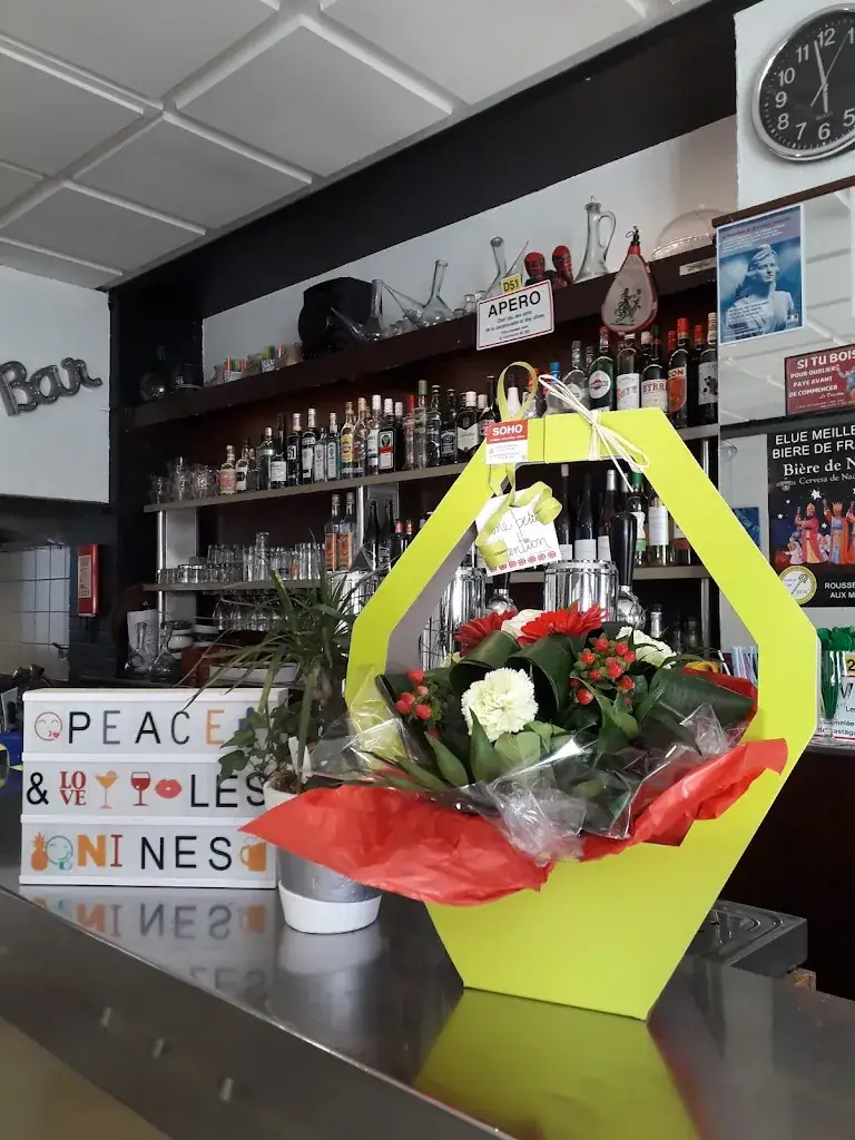 Le Grand Café Des Nines restaurant à Cabestany