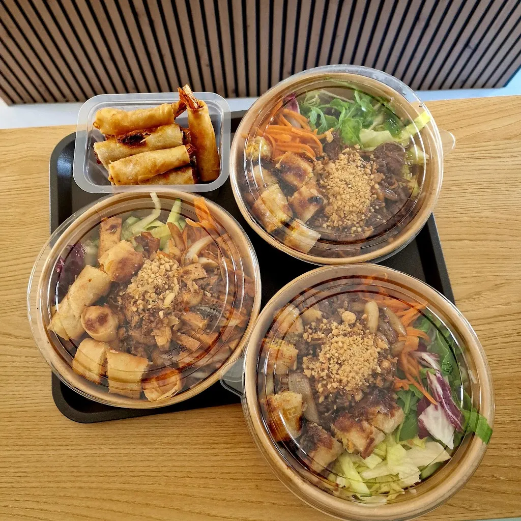 VIET NGUYEN - PLAT CUISINÉS VIETNAMIEN_Cabestany_slider_image_2