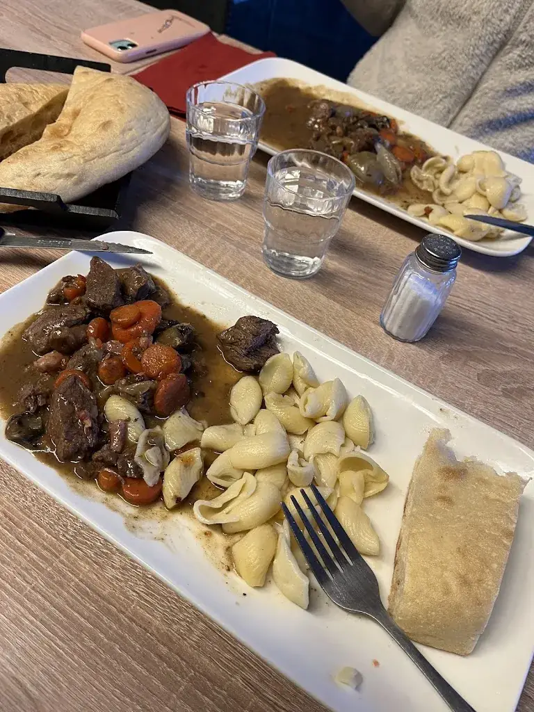 Yuandy_Bar restaurant Le 1050_Loire-sur-Rhône_review