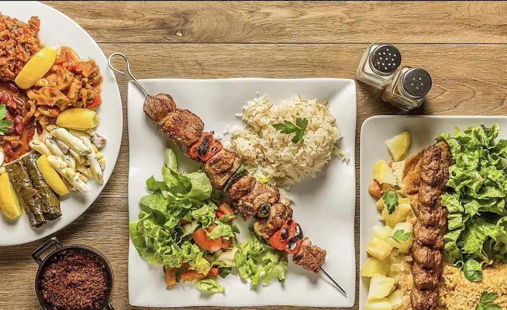 Bar restaurant Le 1050_Loire-sur-Rhône_slider_image_2