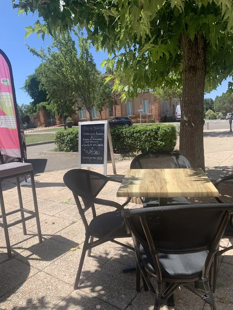 Emer Quirke_Restaurant Bar Tabac de la Place_Campsas_review