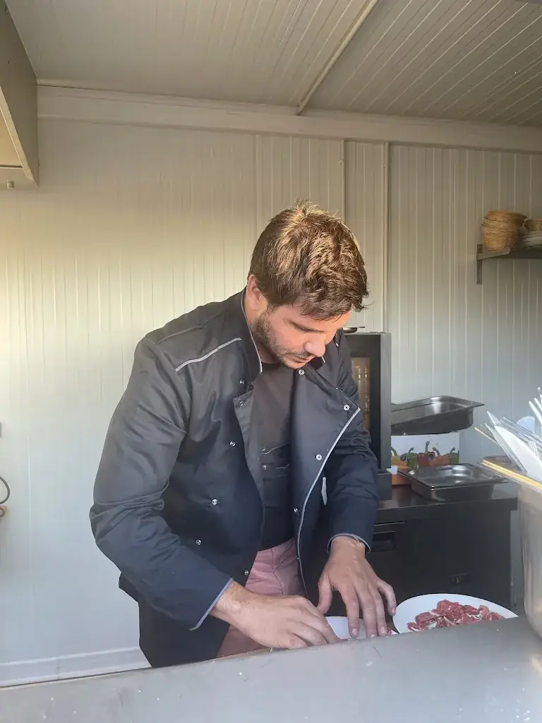 nathalie Bissot Campos_La Guinguette des Ecuries_Mauguio_review