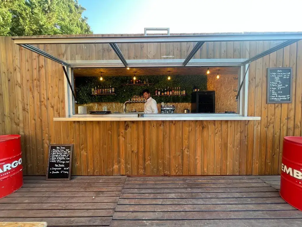 La Guinguette des Ecuries_Mauguio_slider_image_1