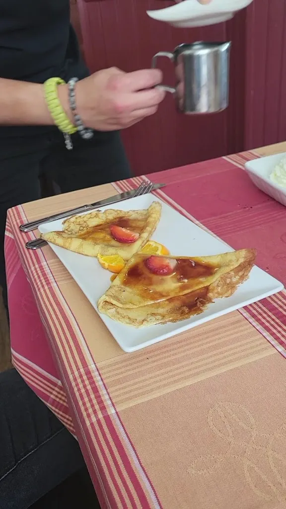 Hôtel Restaurant des Deux Cols_Campan_slider_image_2