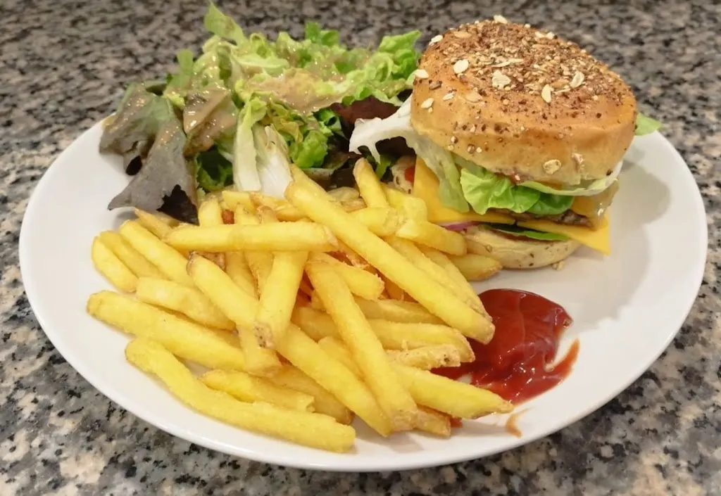 Le Taillefer bar & restaurant_Livet-et-Gavet_slider_image_3