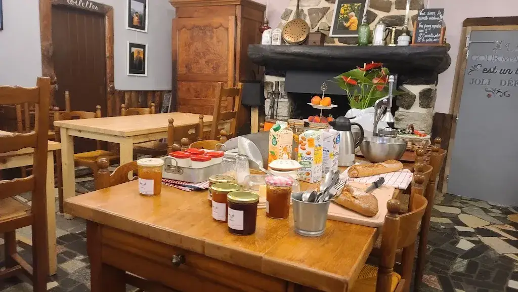 Raimund “LIKE” Checkt's iT_Auberge La Bergerie_Campan_review