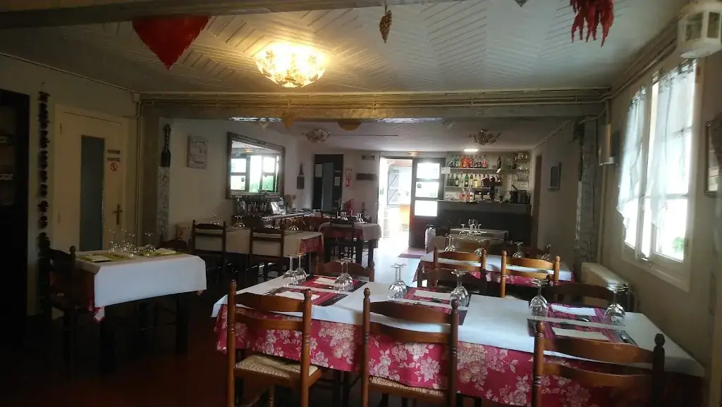 Auberge Miniquette restaurant in Campan