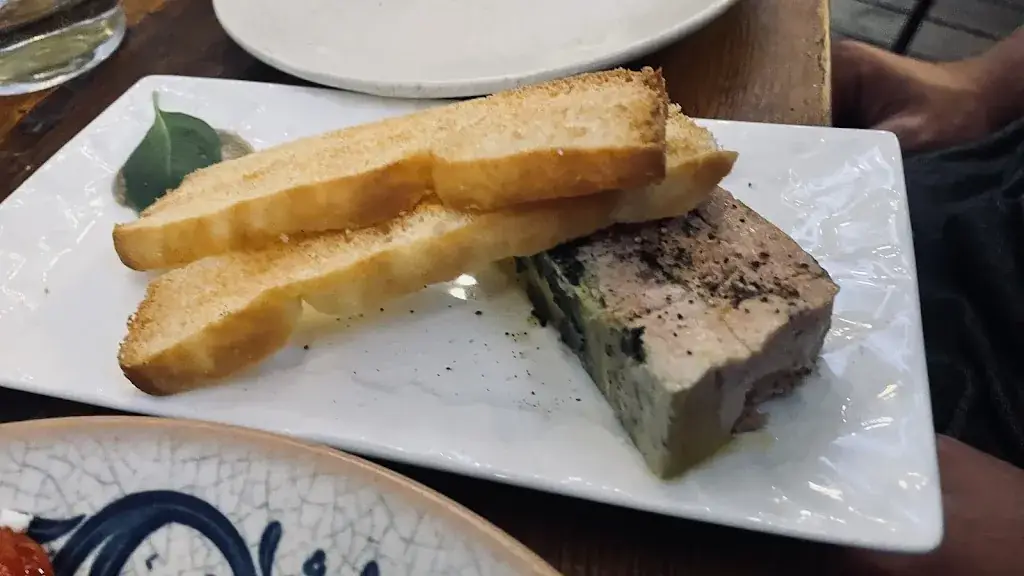 Laurent Sampic_Le Petit Chabry - Restaurant Tapas_Perpignan_review